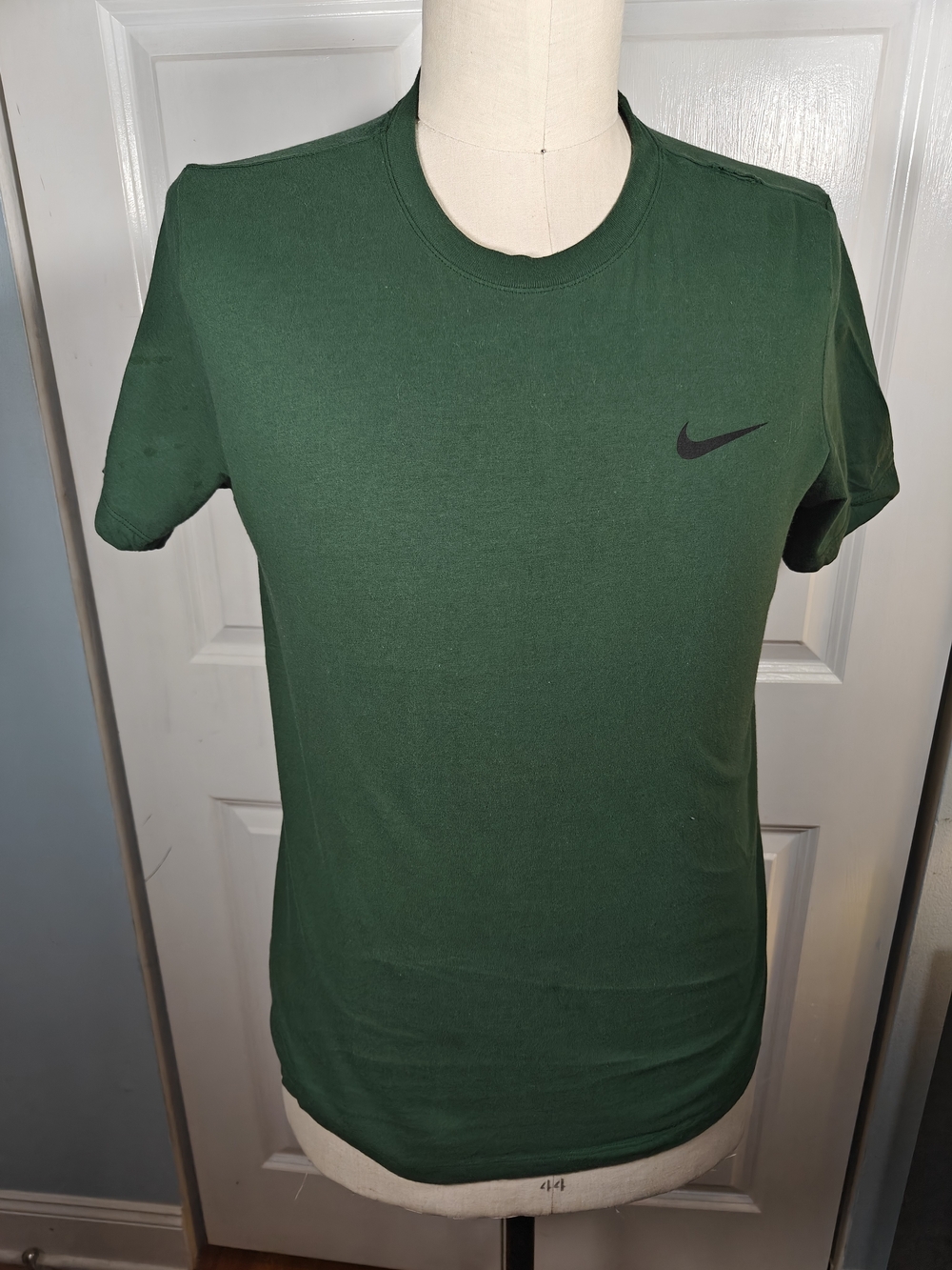 Nike Mens Large Forest Green Heat Seal Swoosh Short Sleeve Workout T-Shirt